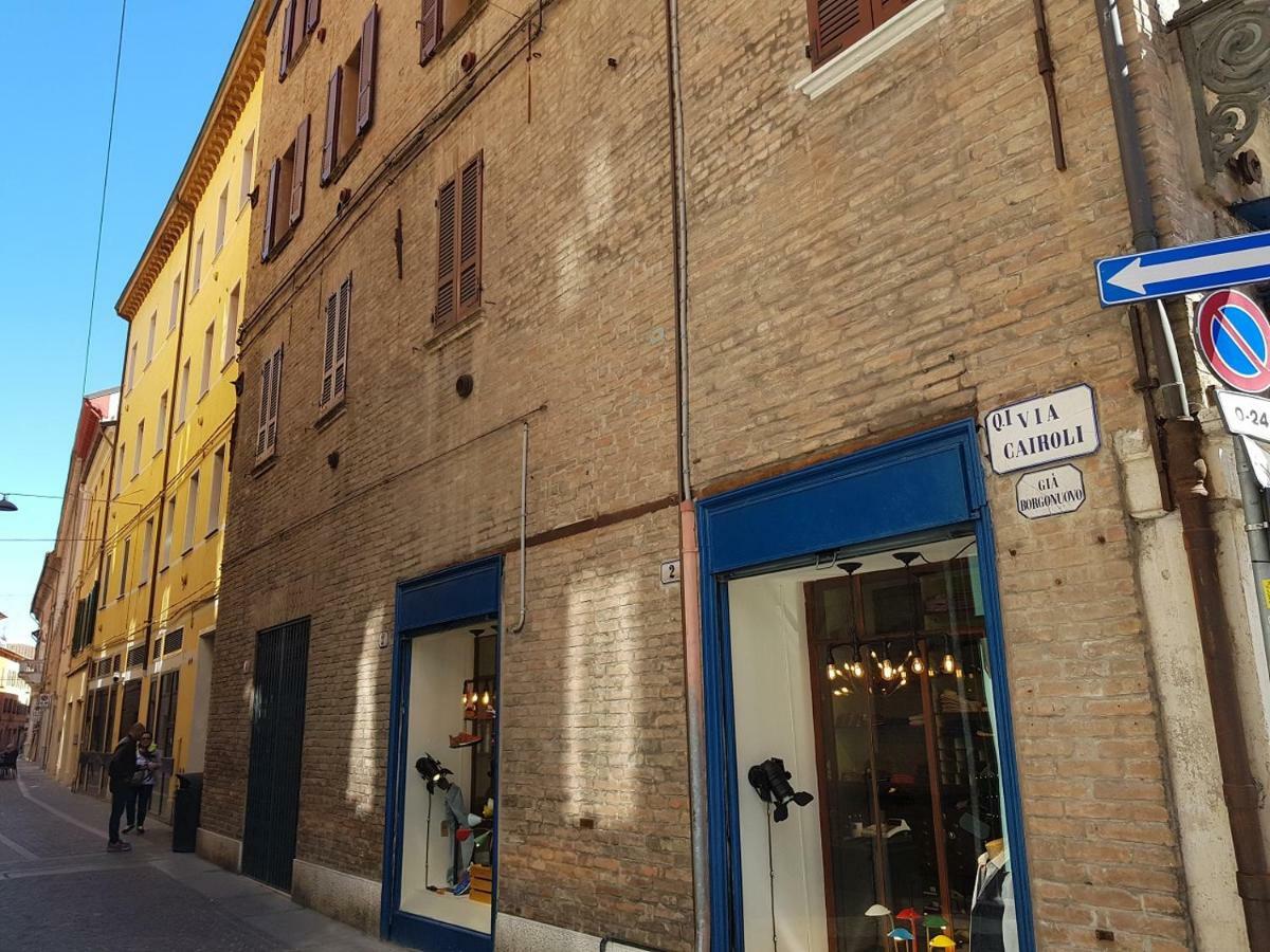 A Due Passi Dal Castello Apartment Ferrara Exterior photo